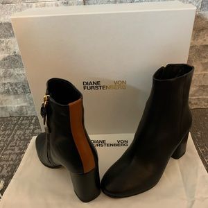 Diane Avon Furstenberg Robyn Black/Tan